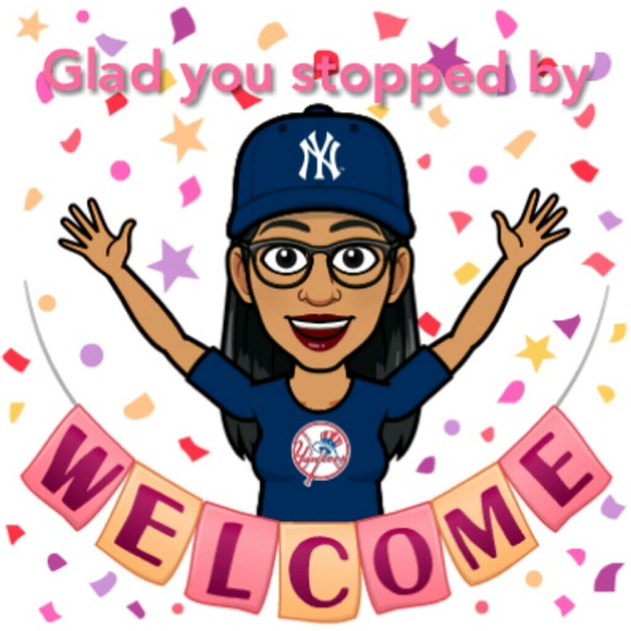 Meet Your Plus Size Posher Extraordinaire - Picture 4 of 4